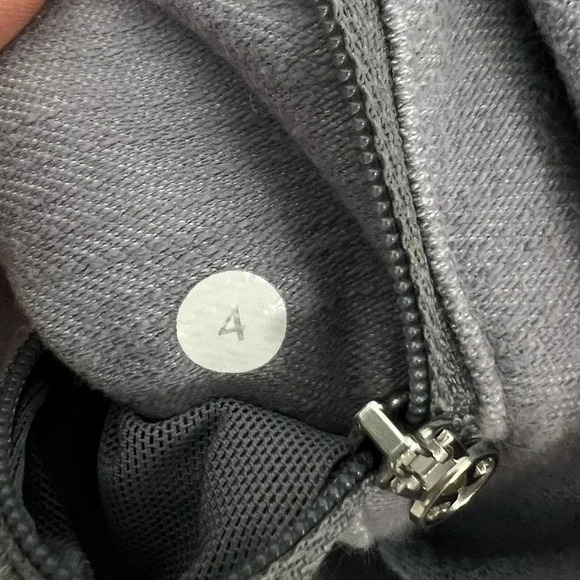 Lululemon Ride On Rock Blazer Moto Jacket Convertible Fossil Gray Size 4 - Picture 11 of 12